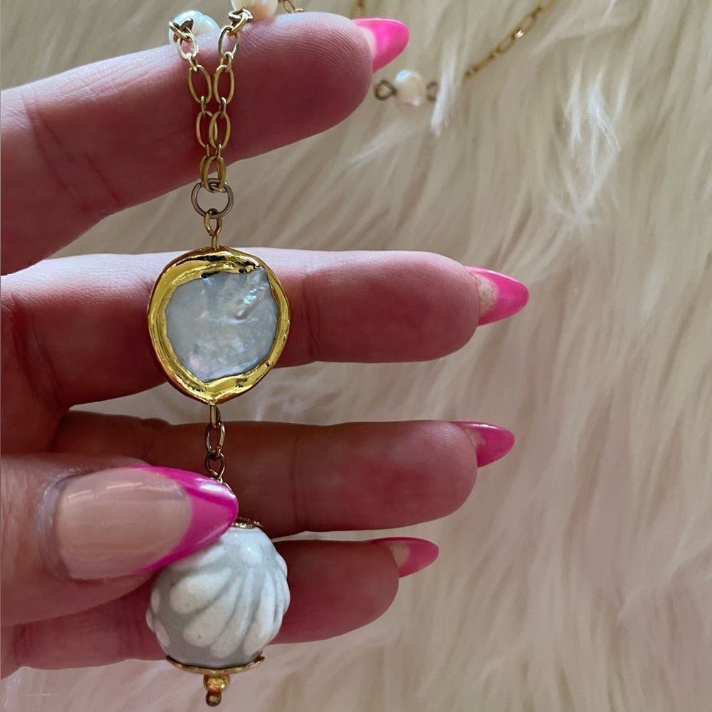 Pearl statement necklace